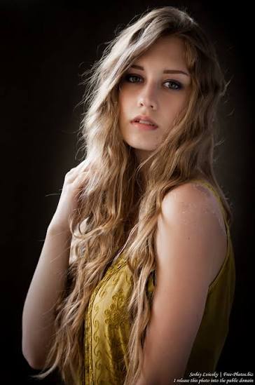 Portrait of Naina, a sample verified Rissme profile